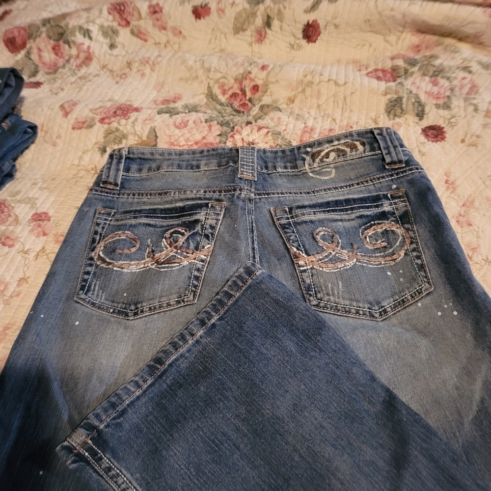 Southern Thread jeans - Picture 2 of 3